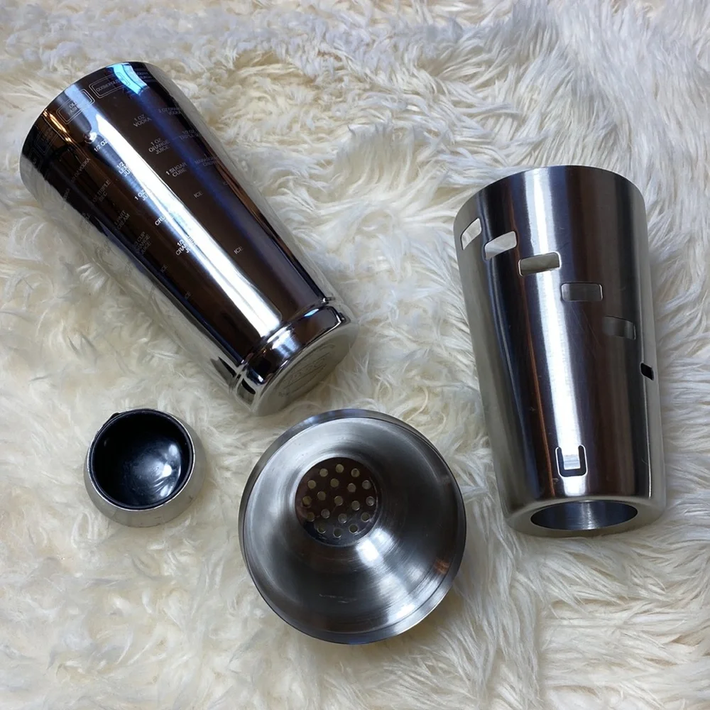 ✨2️⃣✨ *shiny* Silver MARTINI/DRINK shakers